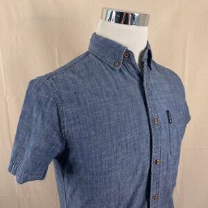 Ben Sherman Small Button Down Shirt Chambray Blue 100% Cotton Short Sleeves